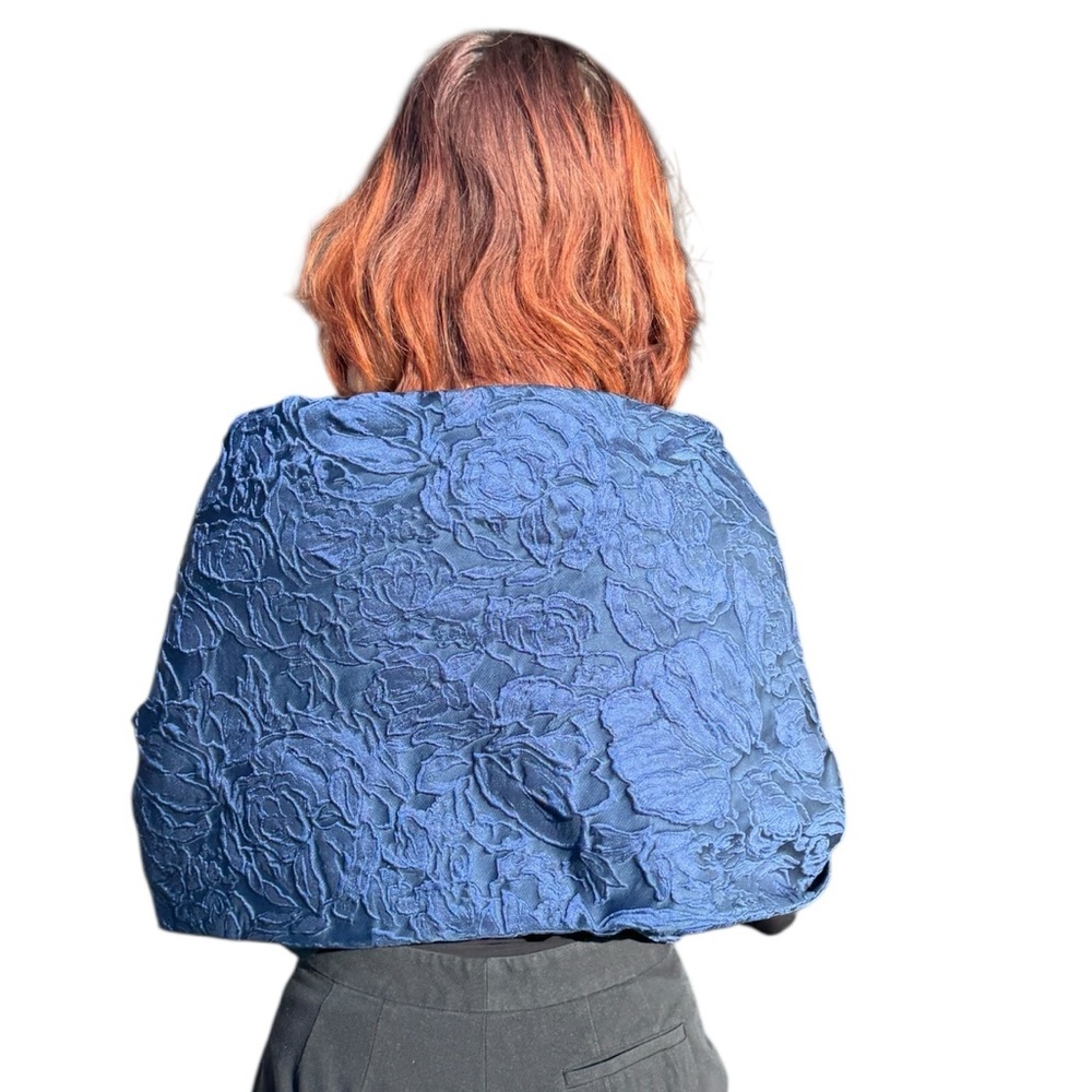 Sachin + Babi Deep Navy Textured Wrap Shrug - Picture 4 of 12